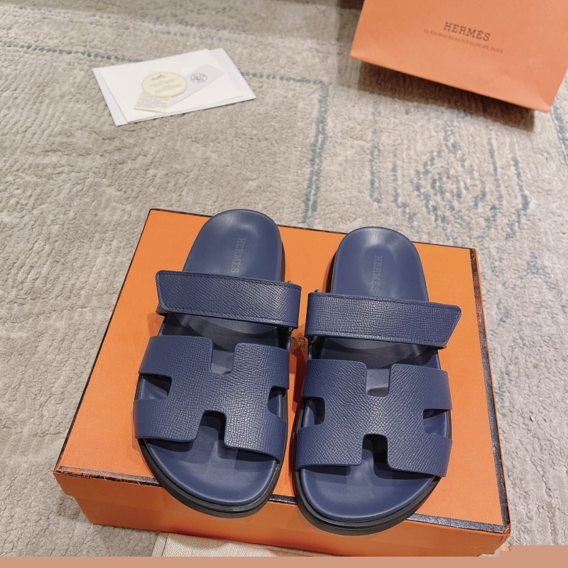 H**mes slippers
